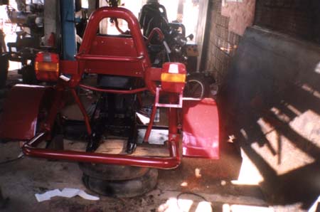 moto21.JPG (26430 bytes)