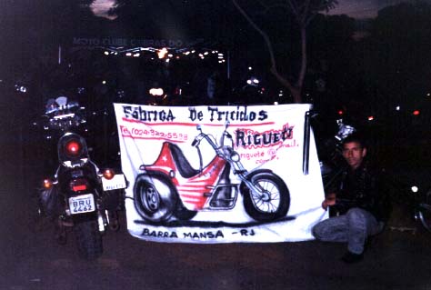 moto23.JPG (30595 bytes)