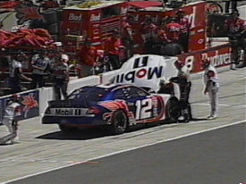 jmayfield_pits_043000.jpg (20344 bytes)