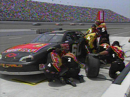 pit_crew.jpg (43871 bytes)