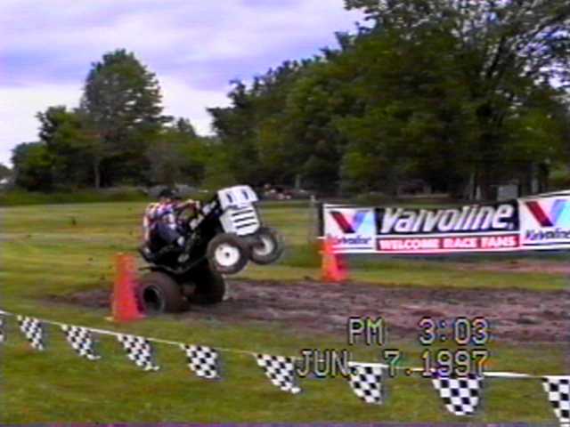 JED COMBS DOING ANOTHER WHEELIE