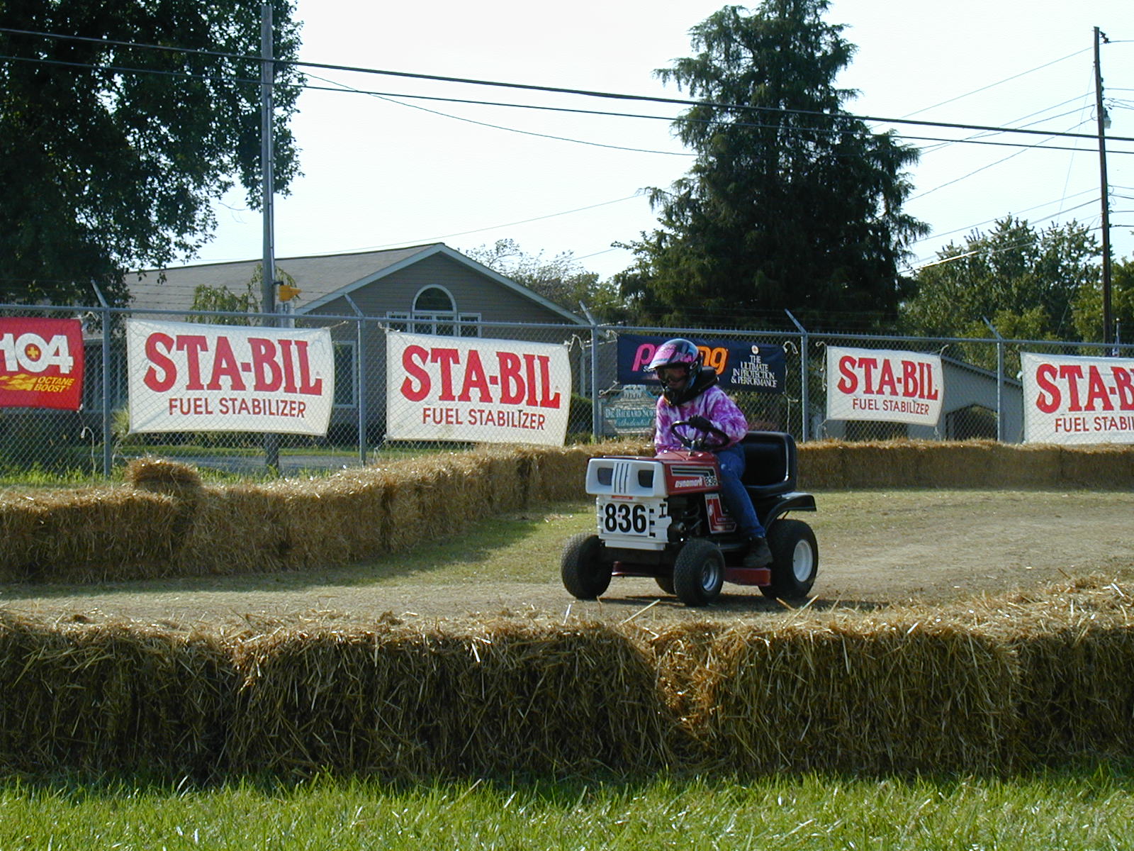 TRISH ON NEW IMOW RACER 'MOWDACIOUS' AT BUCKEYE REGIONAL 8/00