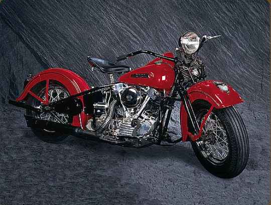 HARLEY DAVIDSON 1947 PICTURE