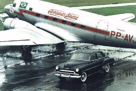 [1952 Chevrolet Styleline DeLuxe Sedan]