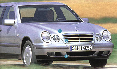 photo w210ams1998p19b.jpg  36KB