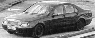 photo W220hl7.jpg  18KB