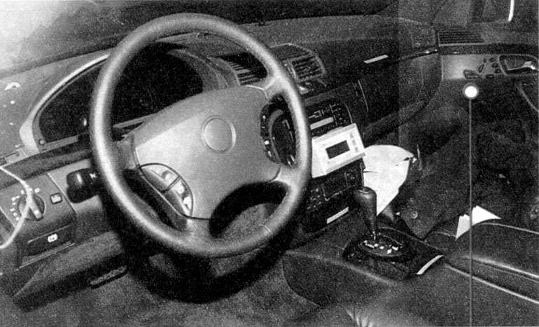 photo w220i1c.jpg  108KB