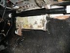 Cross bar in the bulkhead box