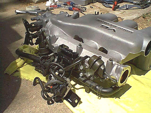 Intake2.jpg (75349 bytes)