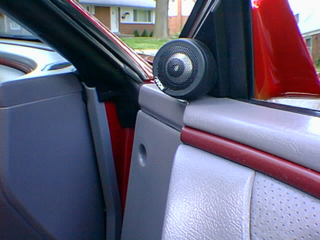 Tweeter2.jpg (50230 bytes)
