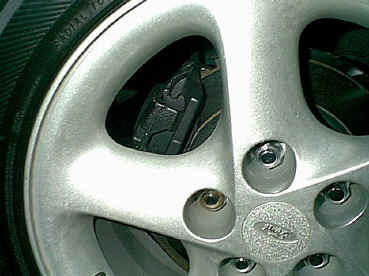 Wheel1.jpg (61751 bytes)