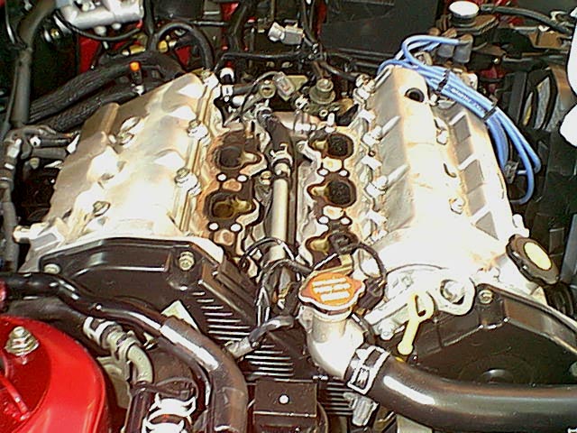 nomanifold.jpg (89156 bytes)