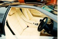 Cizeta interior