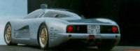 Isderra Commendatore rear three-quarter