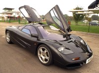 McLaren F1 front three-quarter