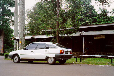 Di halaman kampus ITB