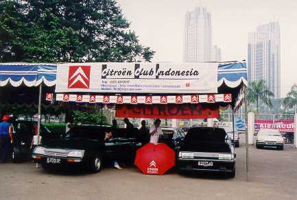 PAMERAN di ISTORA SENAYAN