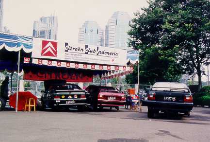 PAMERAN di ISTORA SENAYAN