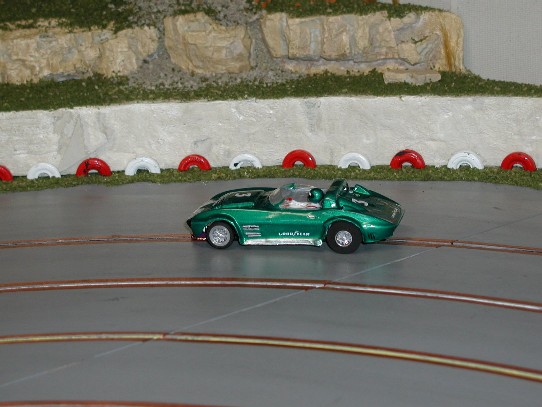 Kyle's GS Vette negotiates a corner at SIS