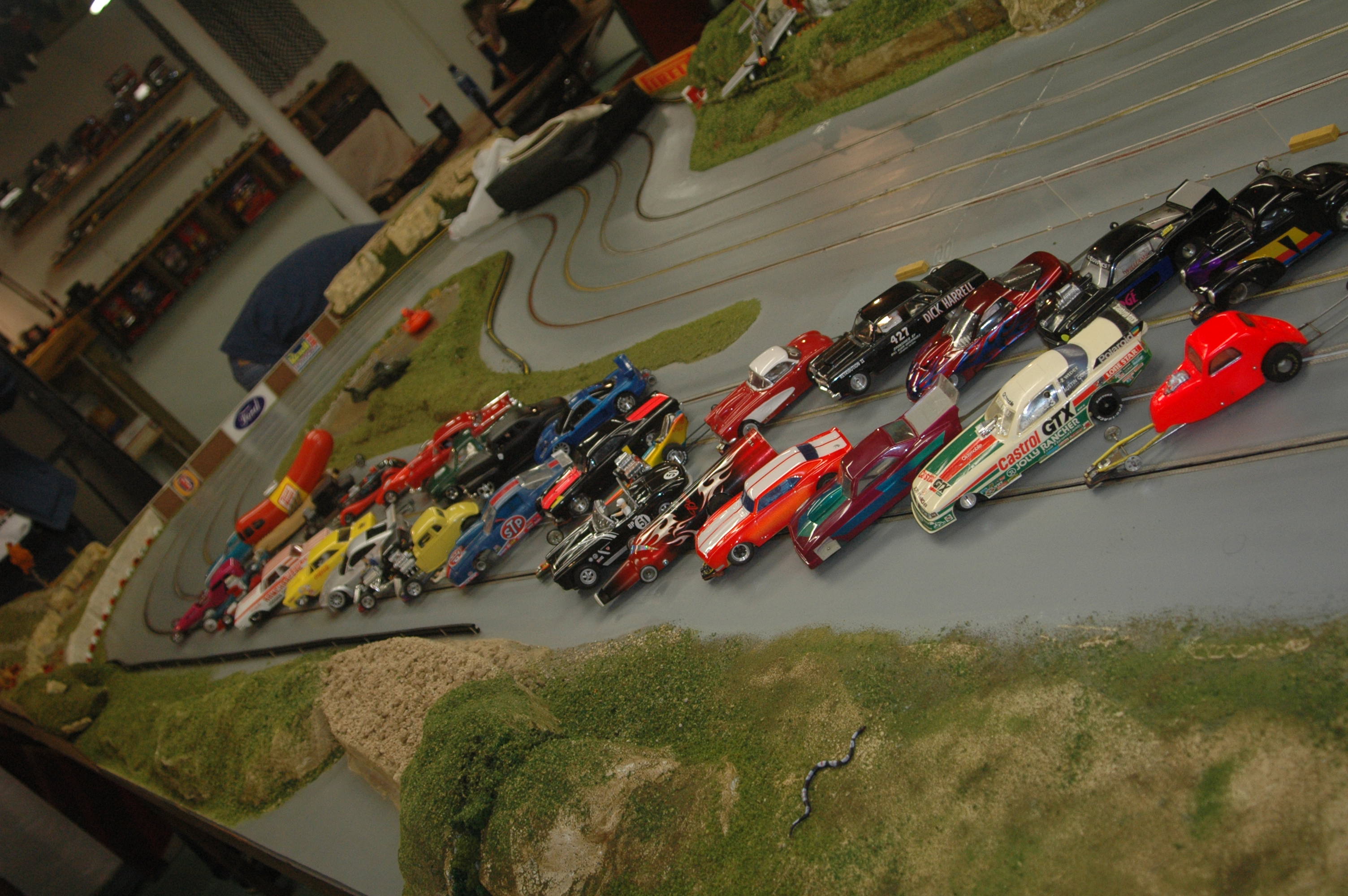 all 32 cars