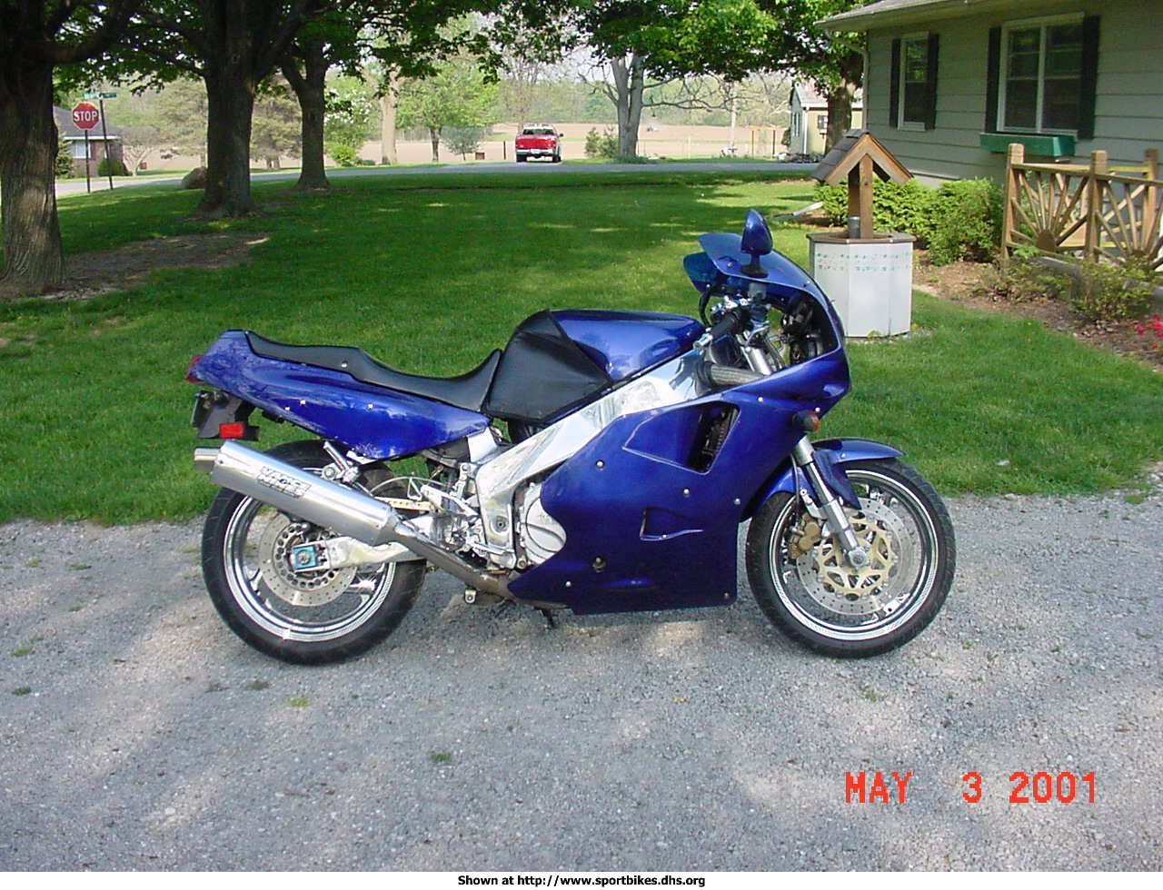 FZR102.jpg