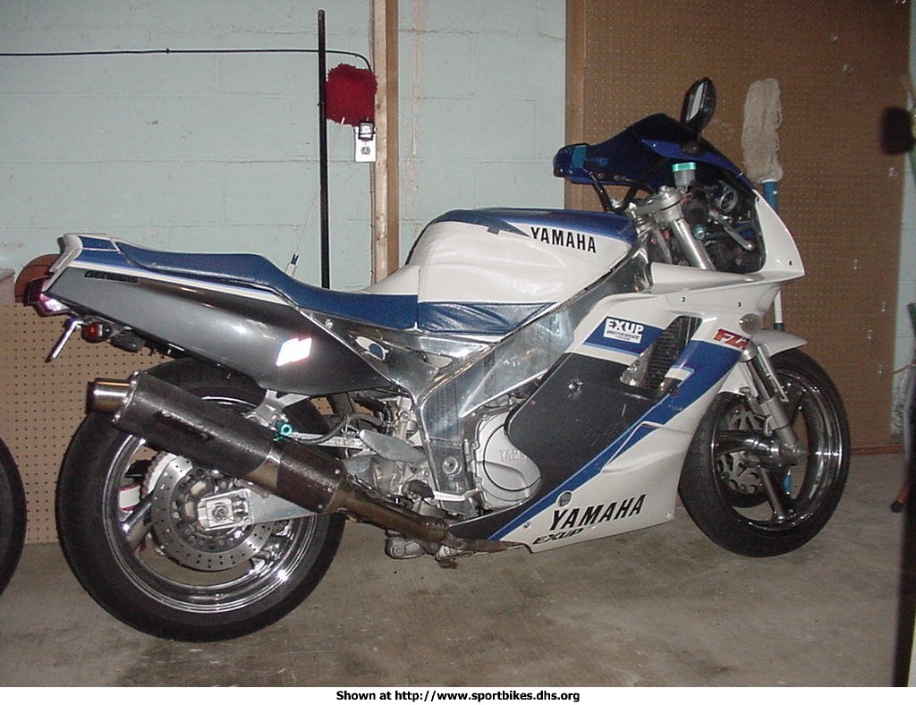 yamaha1.jpg