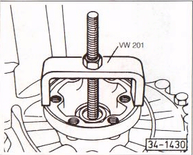 b.jpg (56546 bytes)