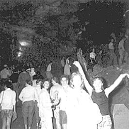 mammothcave.jpg (17538 bytes)