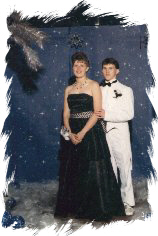 aaronprom.jpg (24908 bytes)