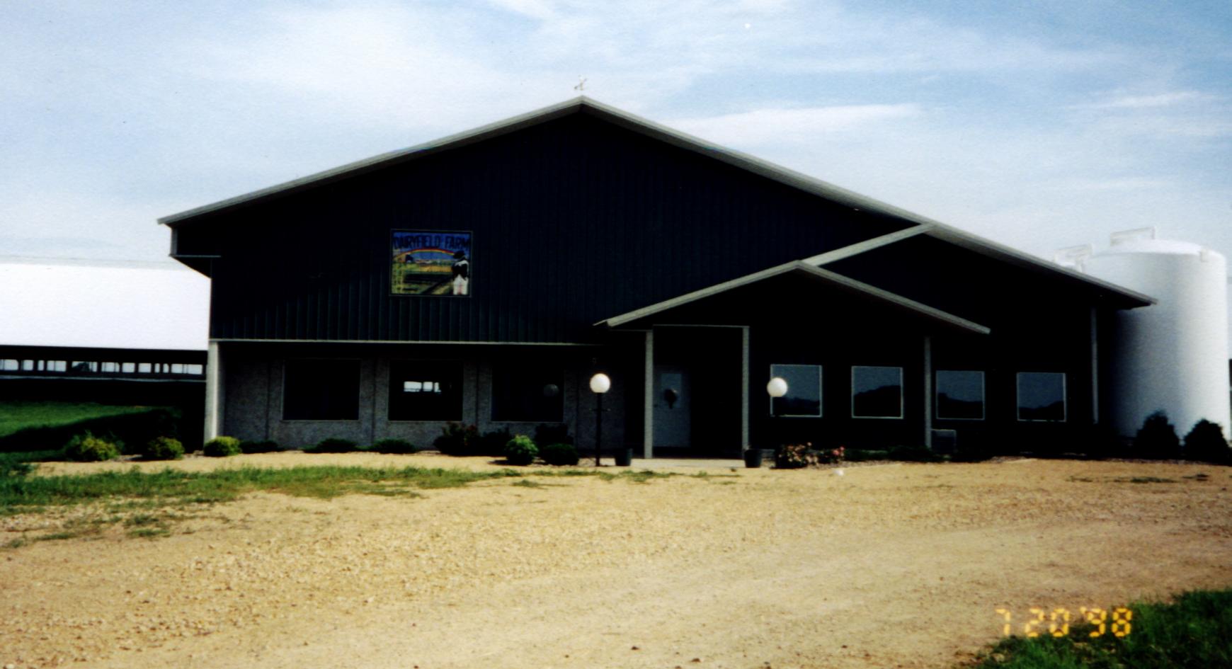 Click here to start your fun tour of Dairyfield Farm, this is the front of the dairy center.