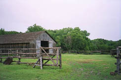 rockcreekbarn1.jpg (14618 bytes)