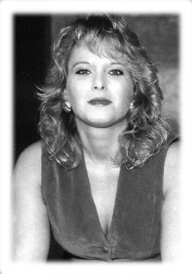 shellie.jpg (47430 bytes)