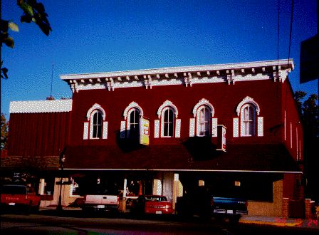 shops.jpg (36603 bytes)