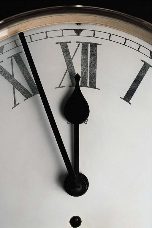 twelve.jpg (28600 bytes)