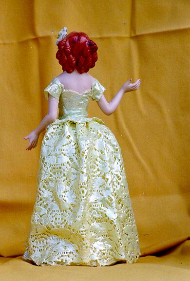 DOLL002r.jpg