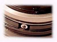 canon_28105_control_manual.jpg (4361 bytes)