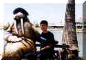 me and sir walrus02.JPG (25701 bytes)