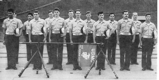 marine2.jpg (51215 bytes)