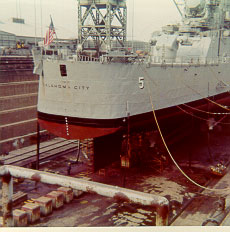 drydock_aft.jpg (20098 bytes)