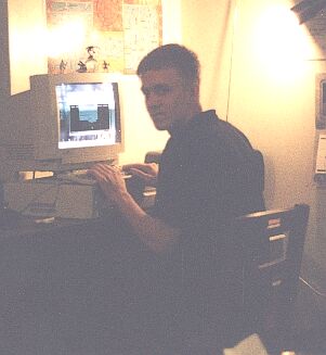comp.jpg (15725 bytes)