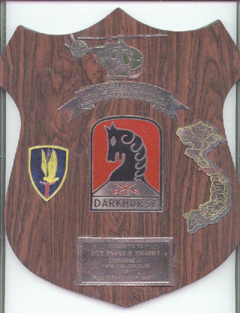 plaque.jpg (55944 bytes)