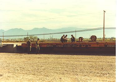 railhead4.jpg (21172 bytes)
