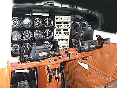 c172int.jpg (84922 bytes)