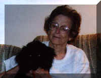 Verbi the poodle with Mamaw (15675 bytes)