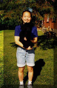 Verbi the amazing toy poodle and Mom (35087 bytes)