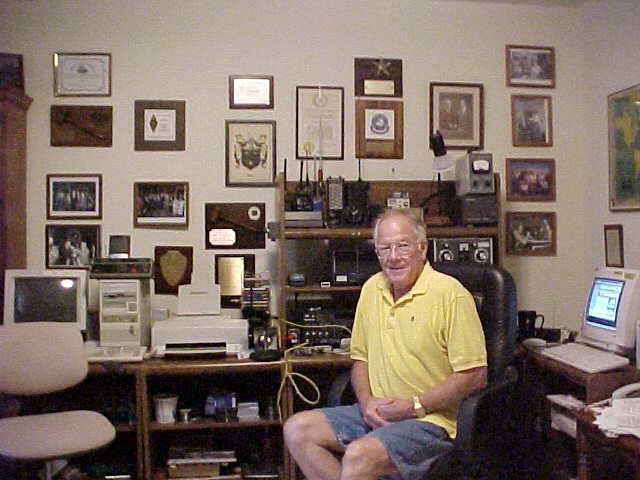 mvc-002s.jpg (40298 bytes)