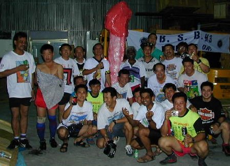 group.jpg (46607 bytes)
