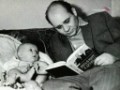 ������ ������ ������ ������� / Leonov reading to his baby
