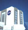 shuttlegarage.jpg (14596 bytes)