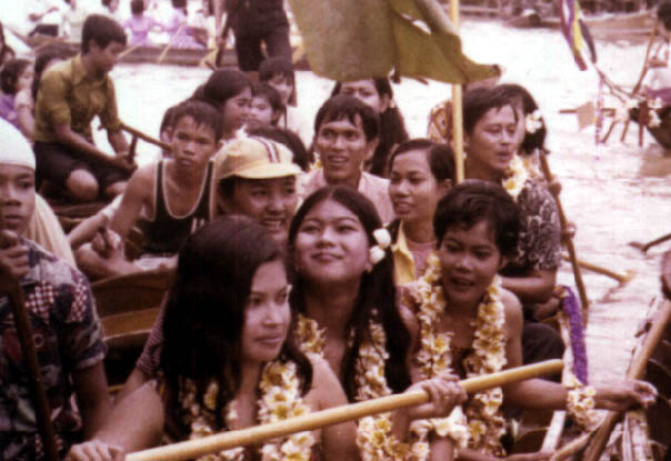 satit018.jpg (58666 bytes)
